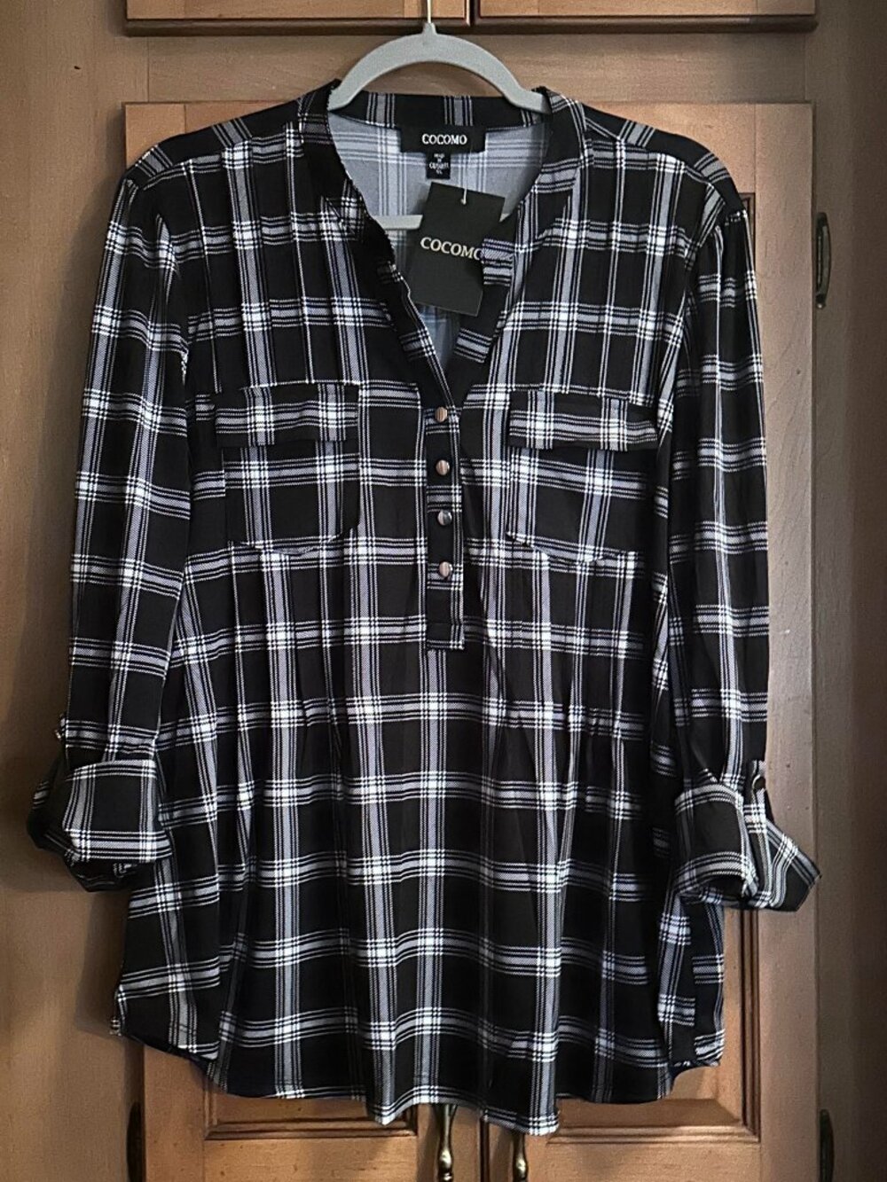 NWT Cocomo Plaid Black/White Top XL